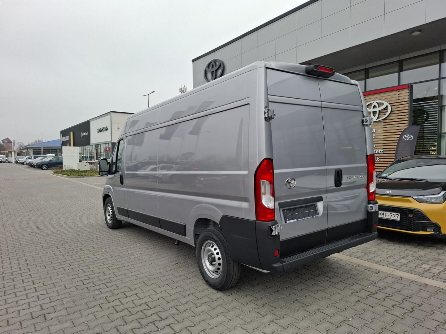 Toyota PROACE
