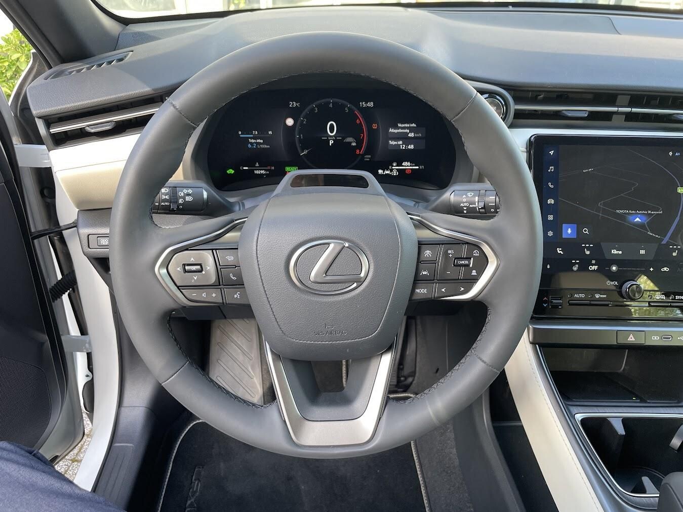 Lexus LBX