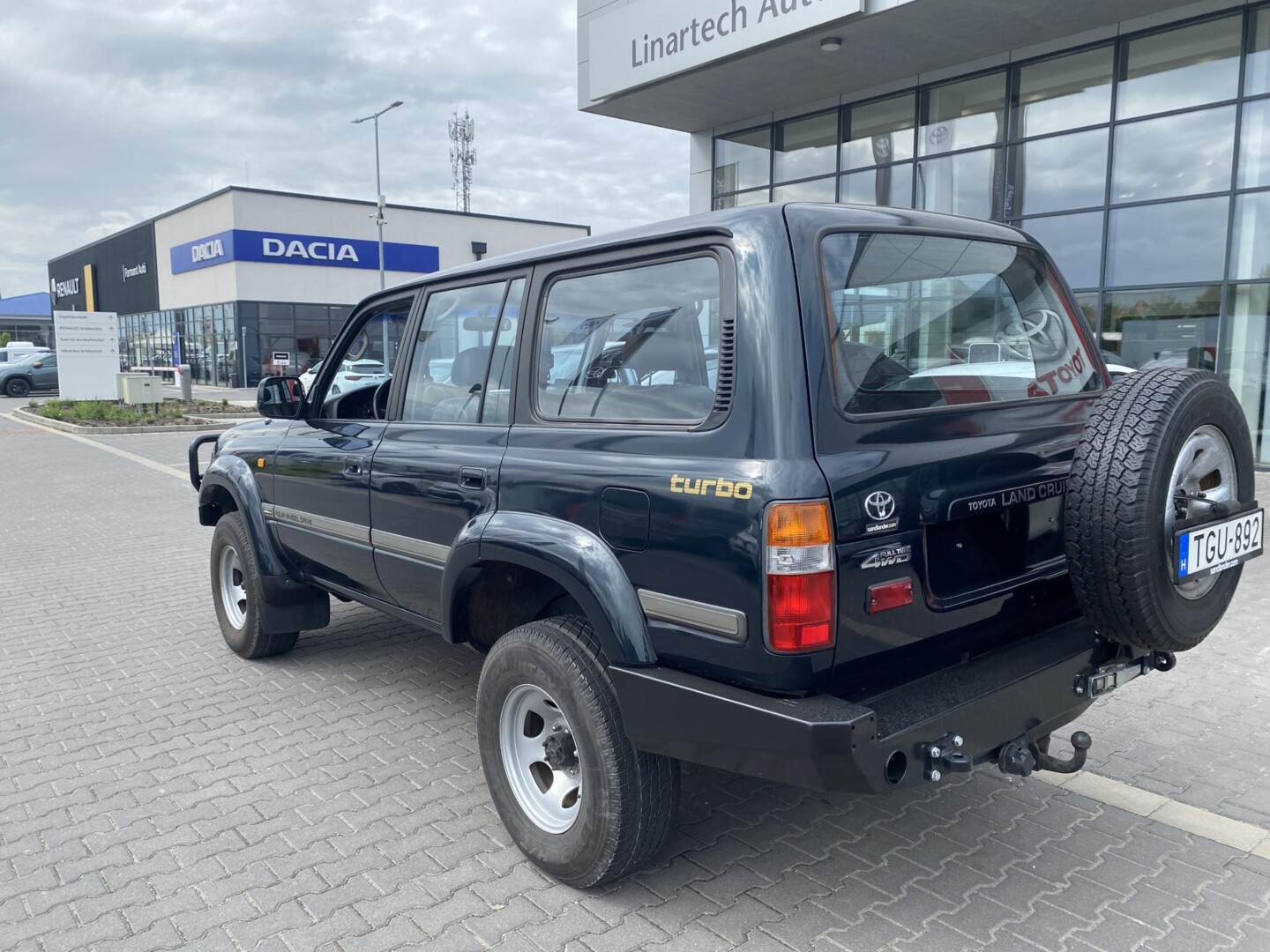 Toyota Land Cruiser