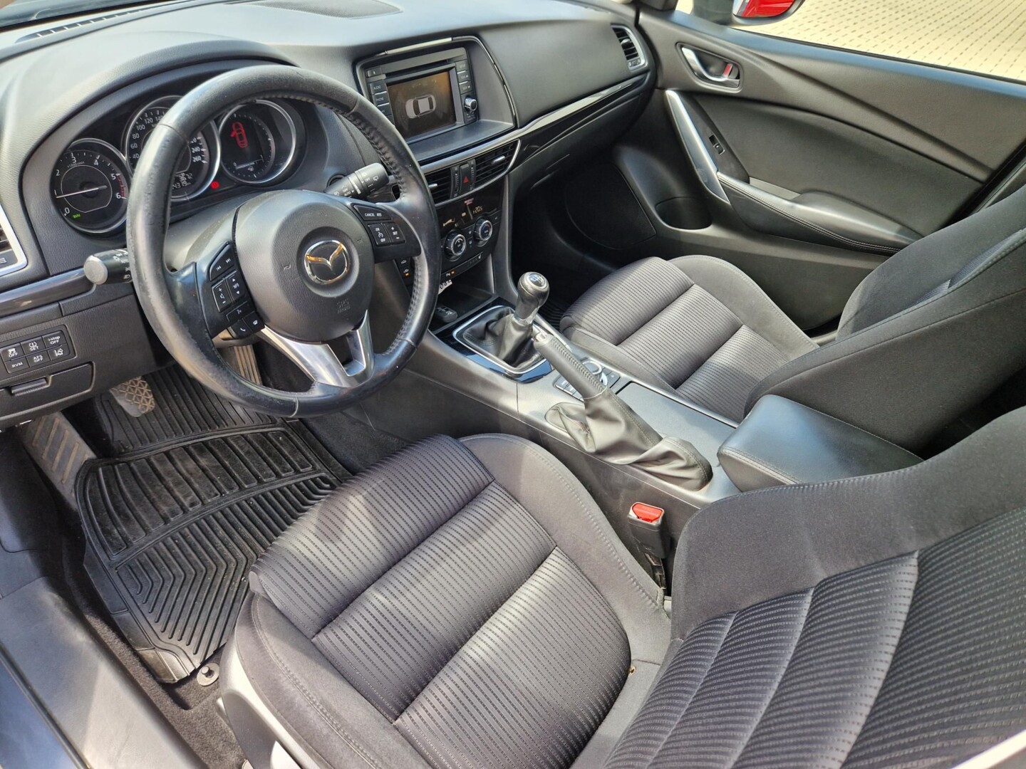 Mazda 6