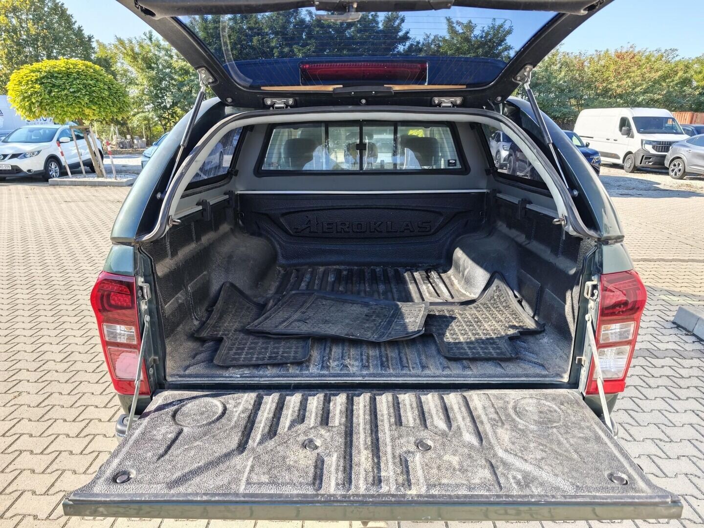 Isuzu D-Max