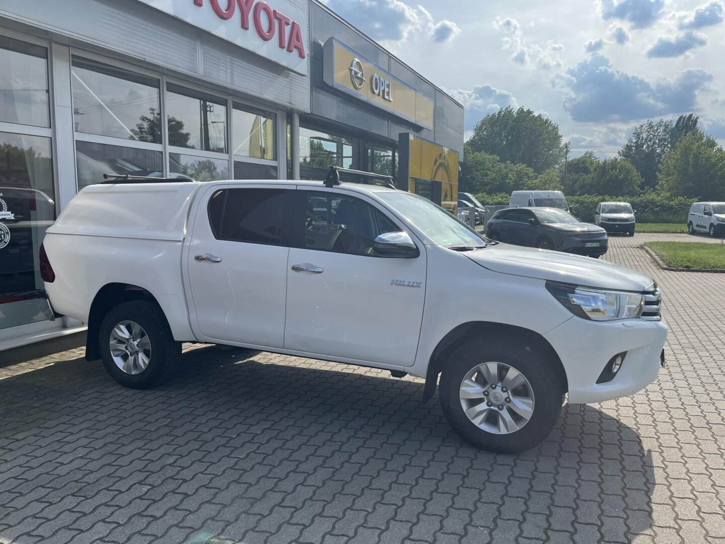 Toyota Hilux