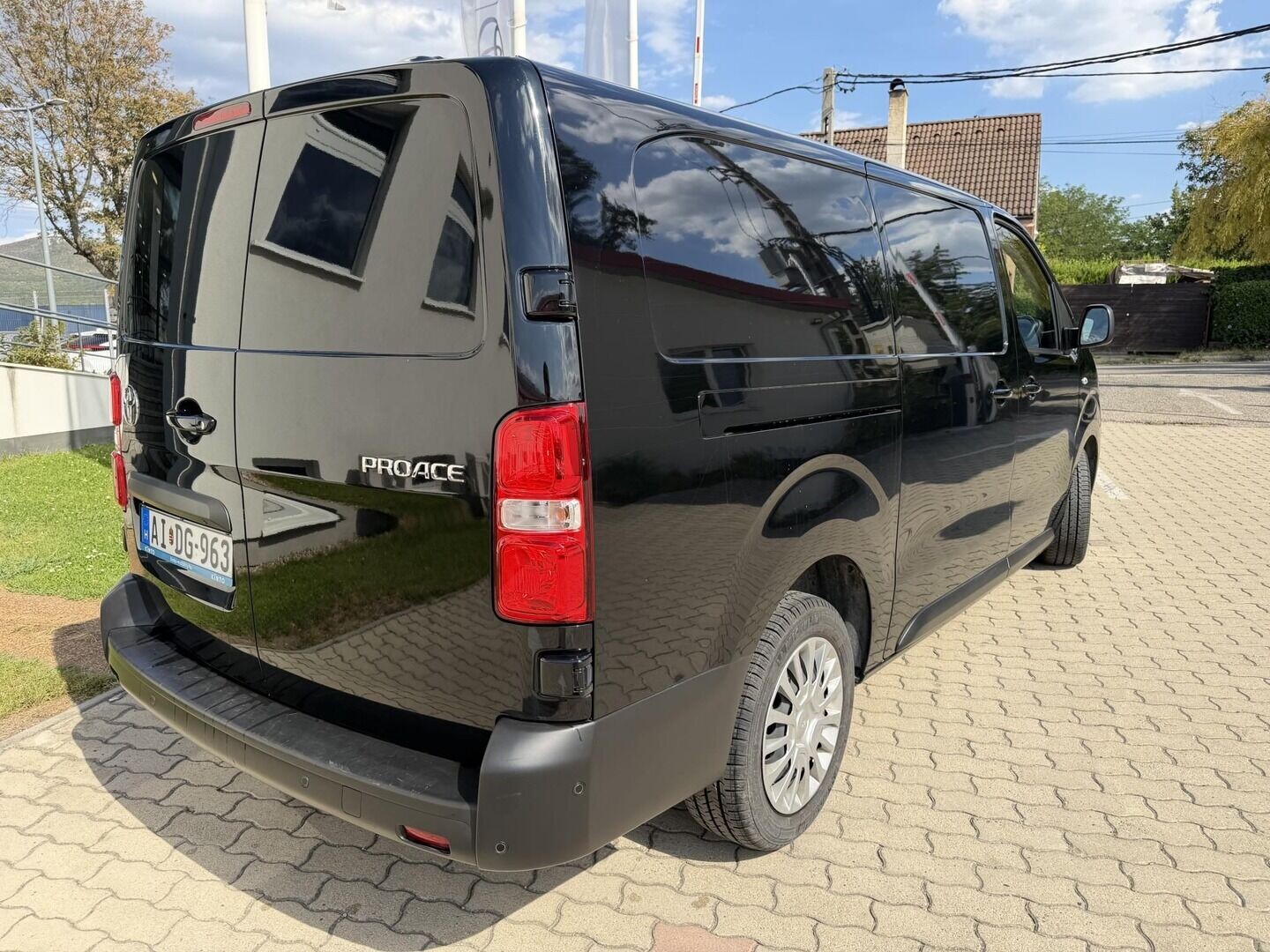 Toyota PROACE