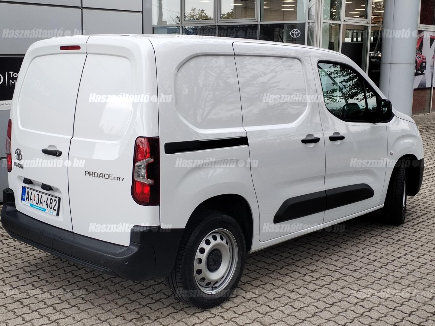 Toyota PROACE