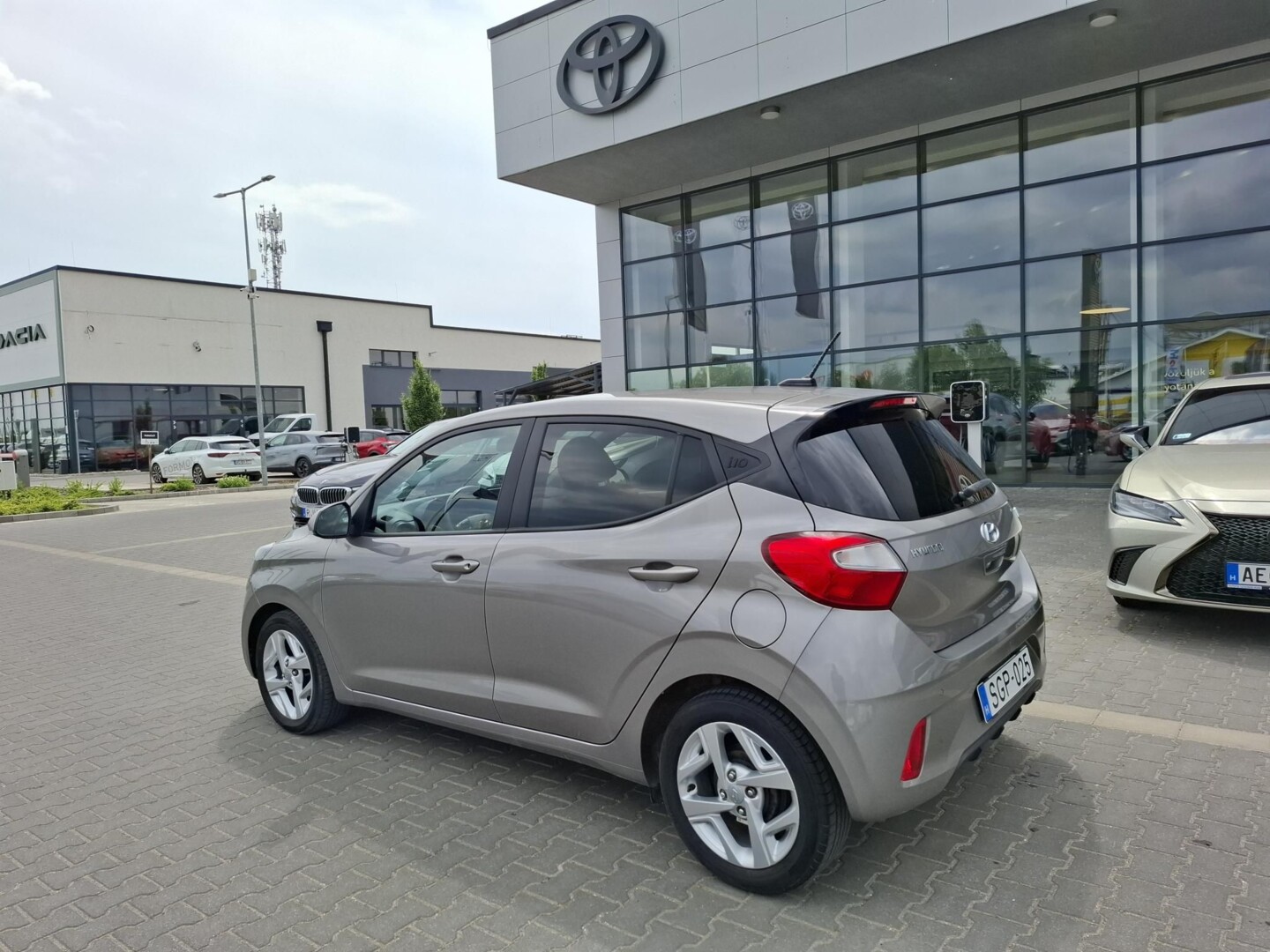 Hyundai i10