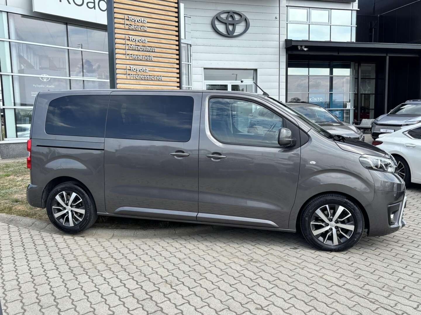 Toyota PROACE