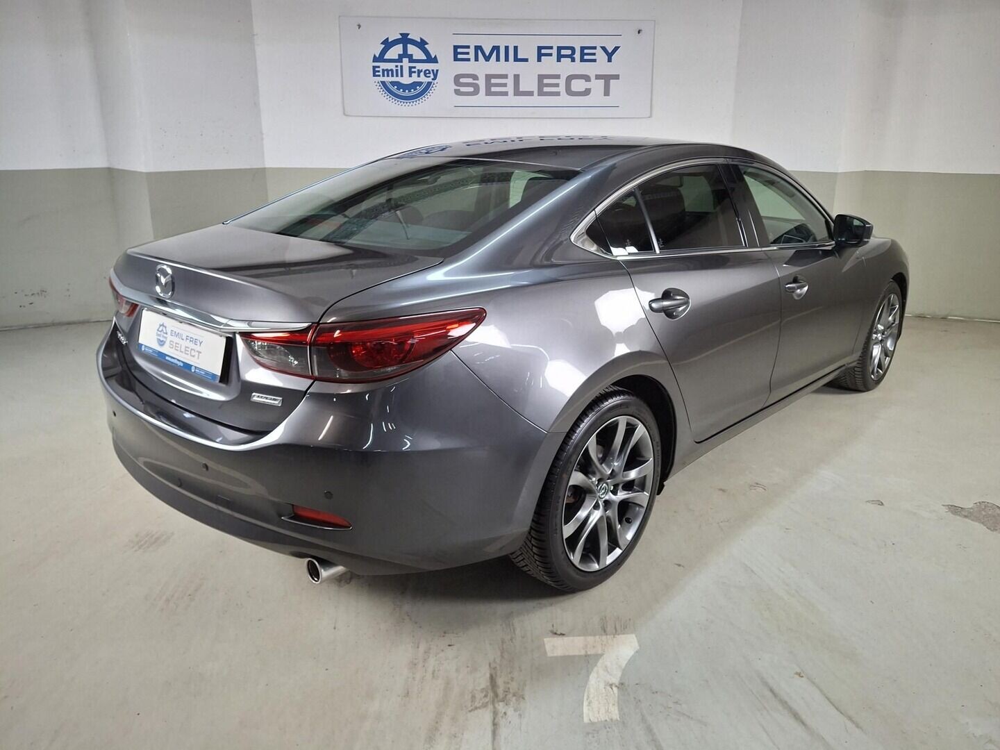 Mazda 6