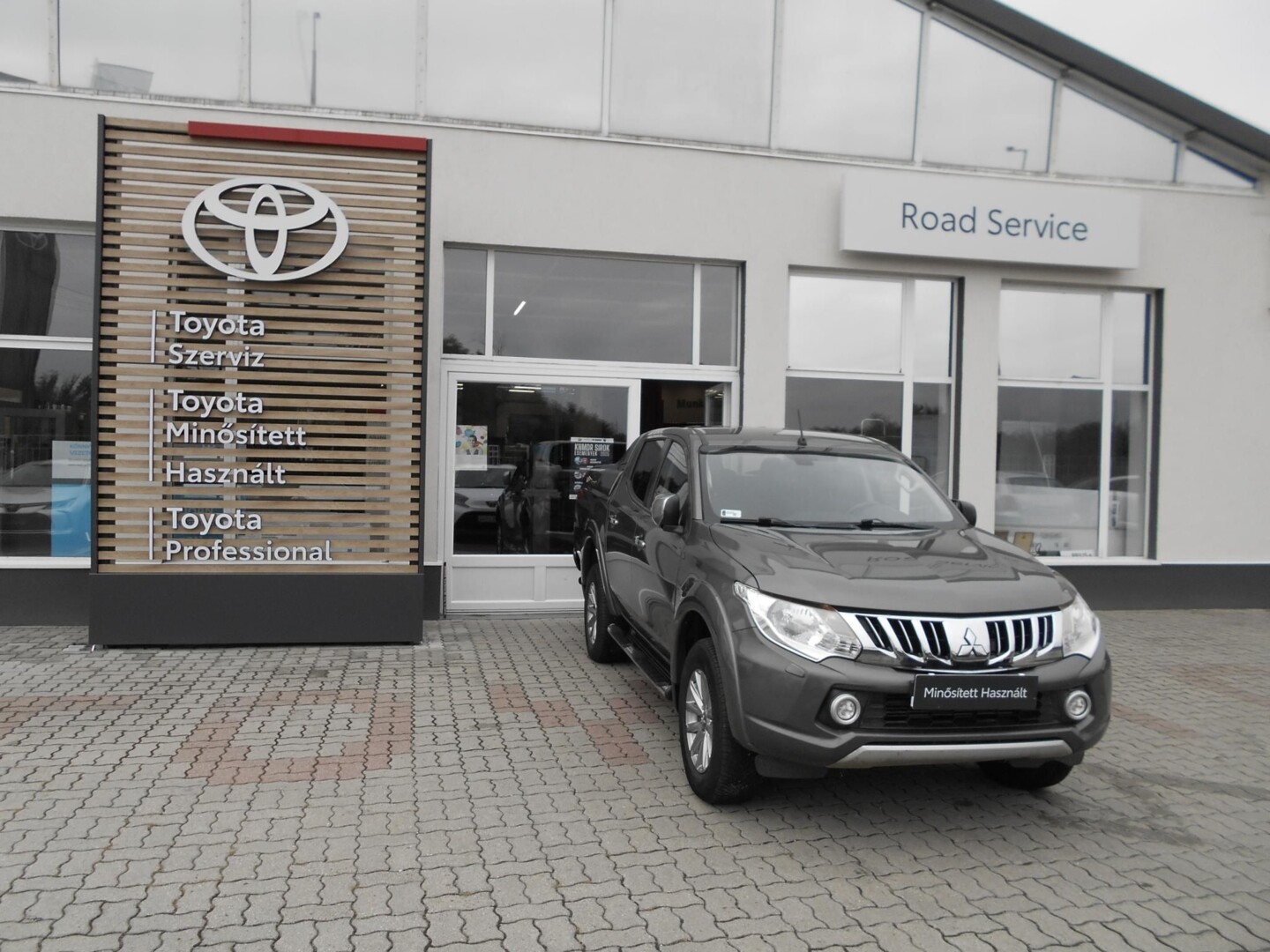 Mitsubishi L200