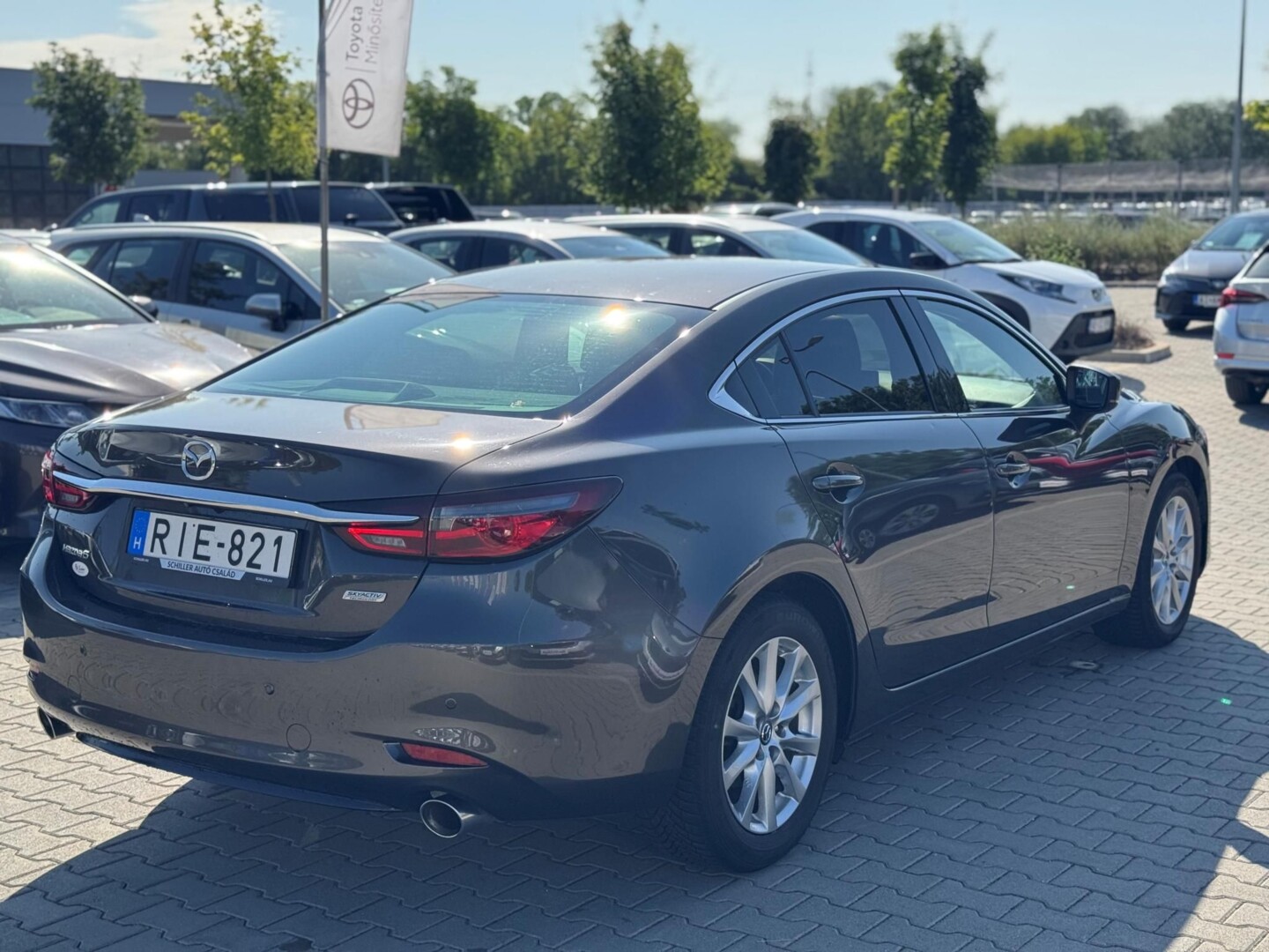 Mazda 6