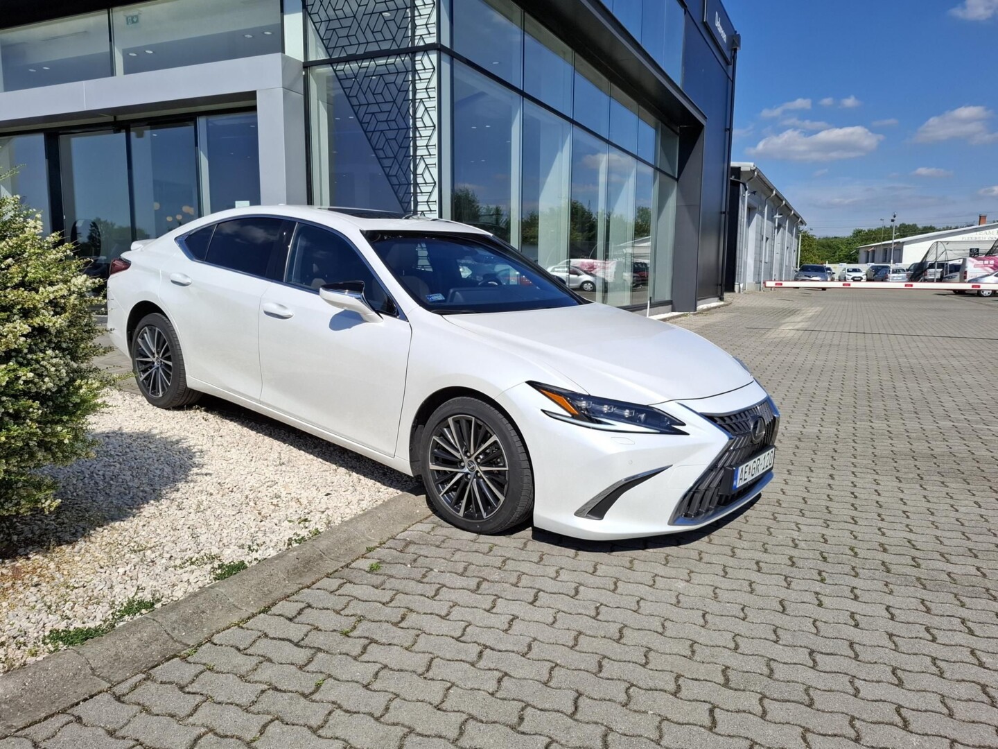 Lexus ES
