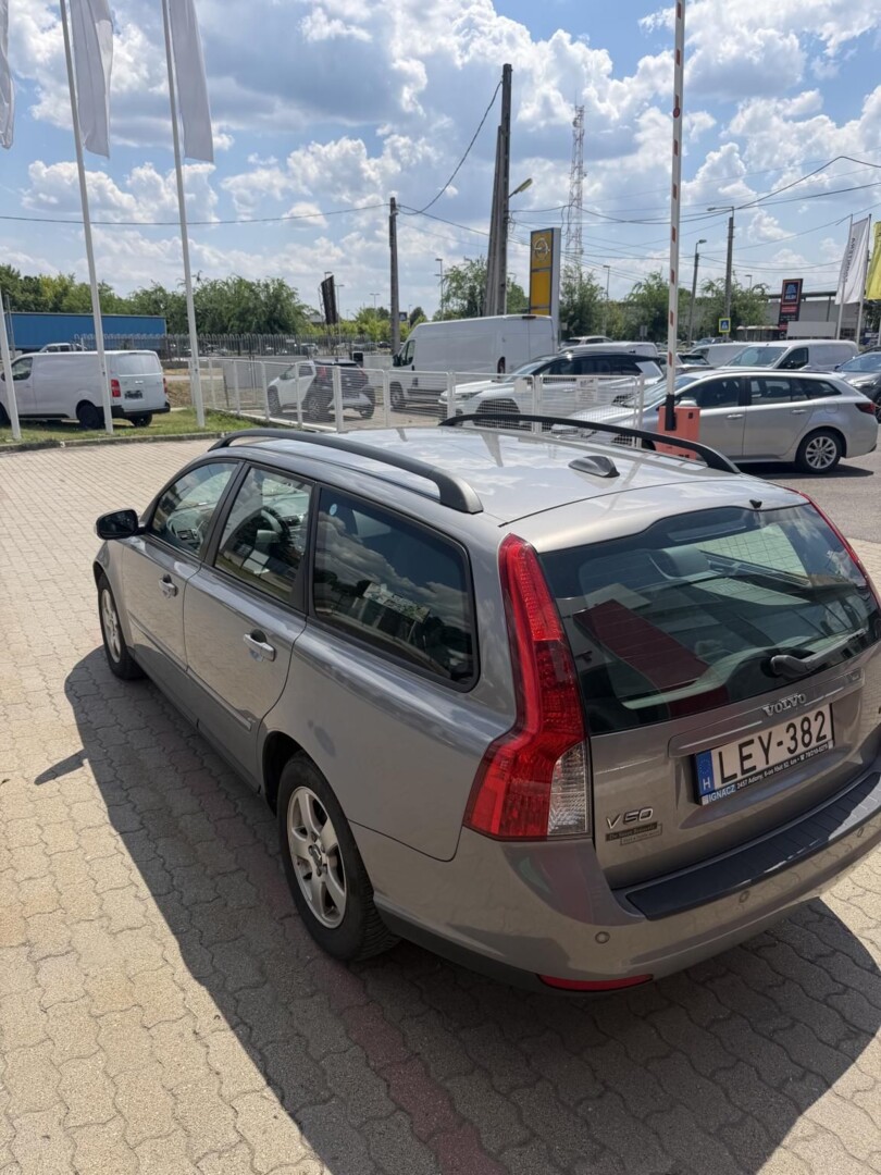 Volvo V50