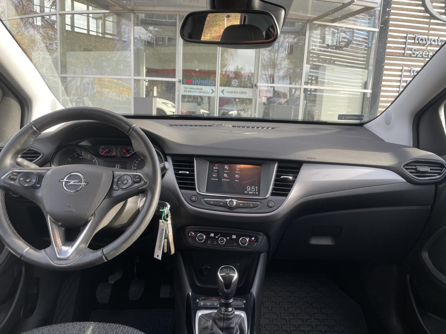 Opel Crossland X