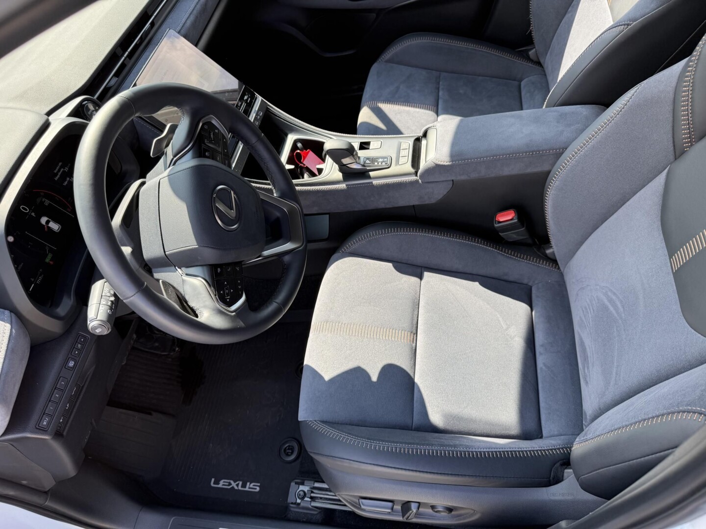 Lexus LBX
