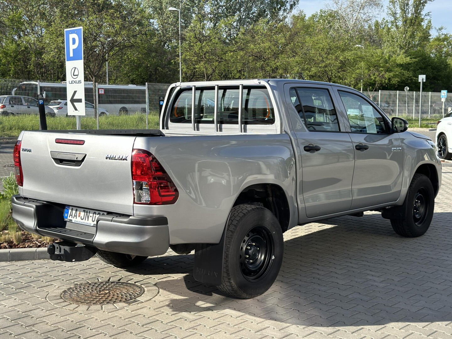 Toyota Hilux