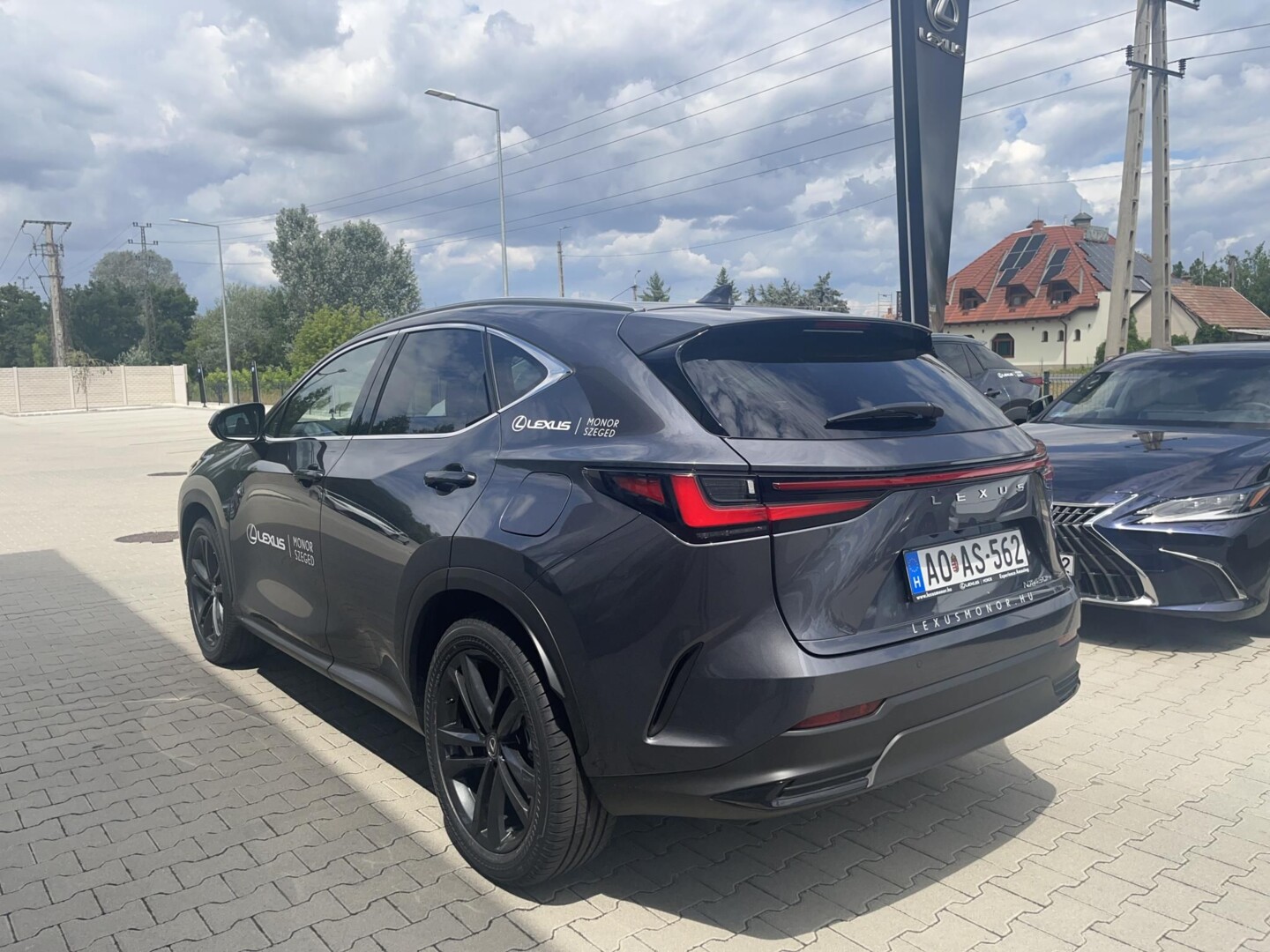 Lexus NX