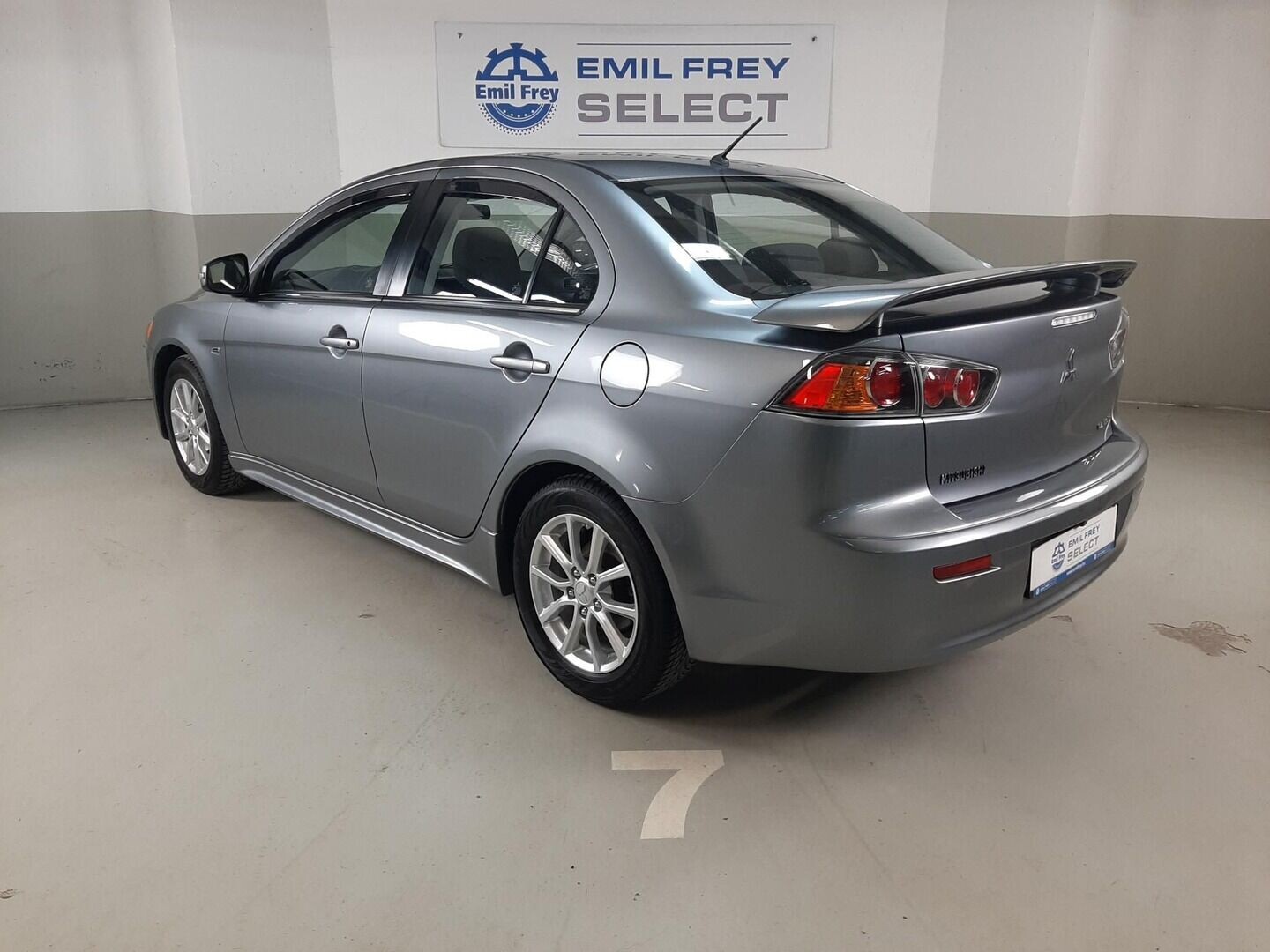 Mitsubishi Lancer