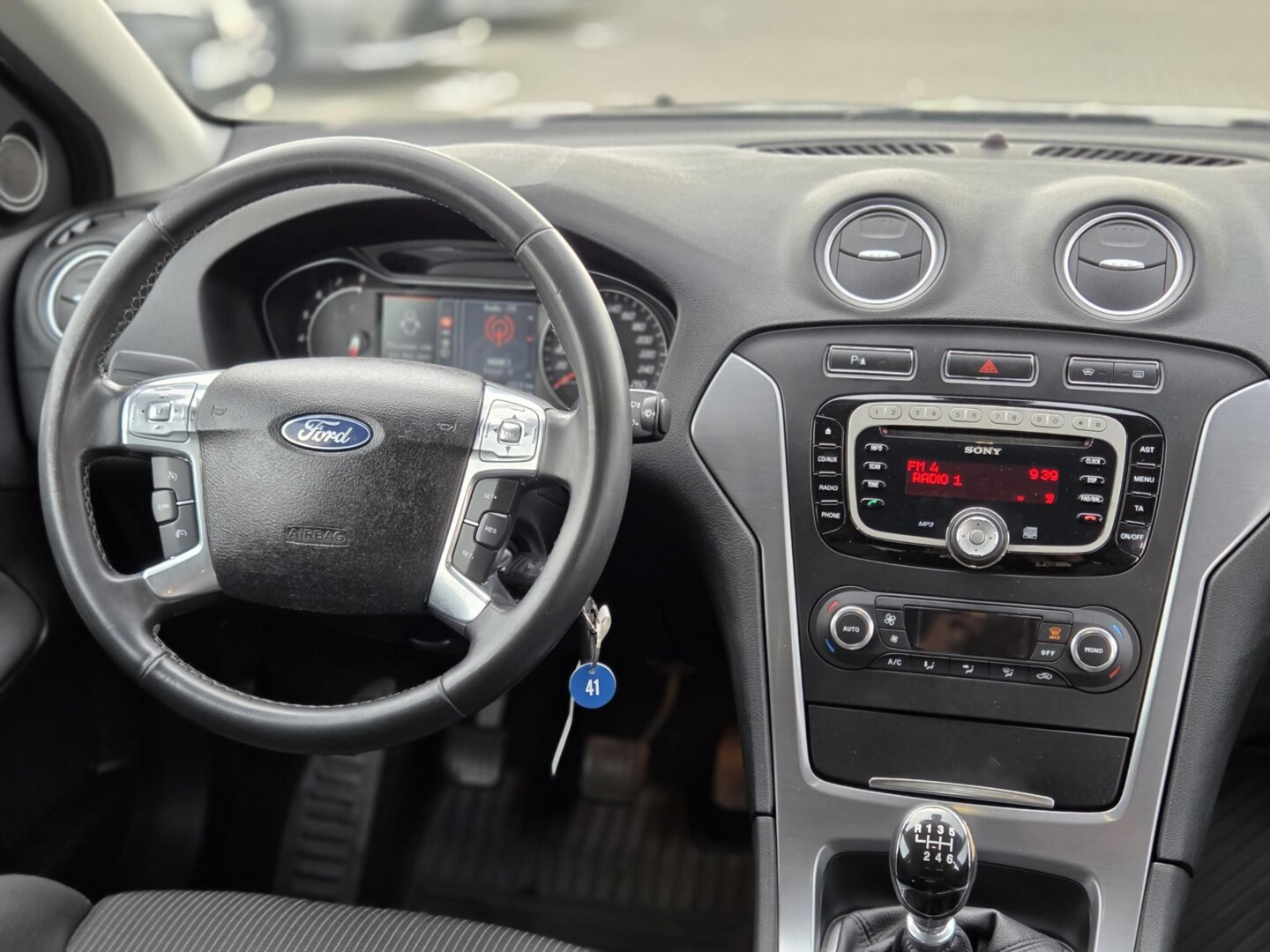Ford Mondeo