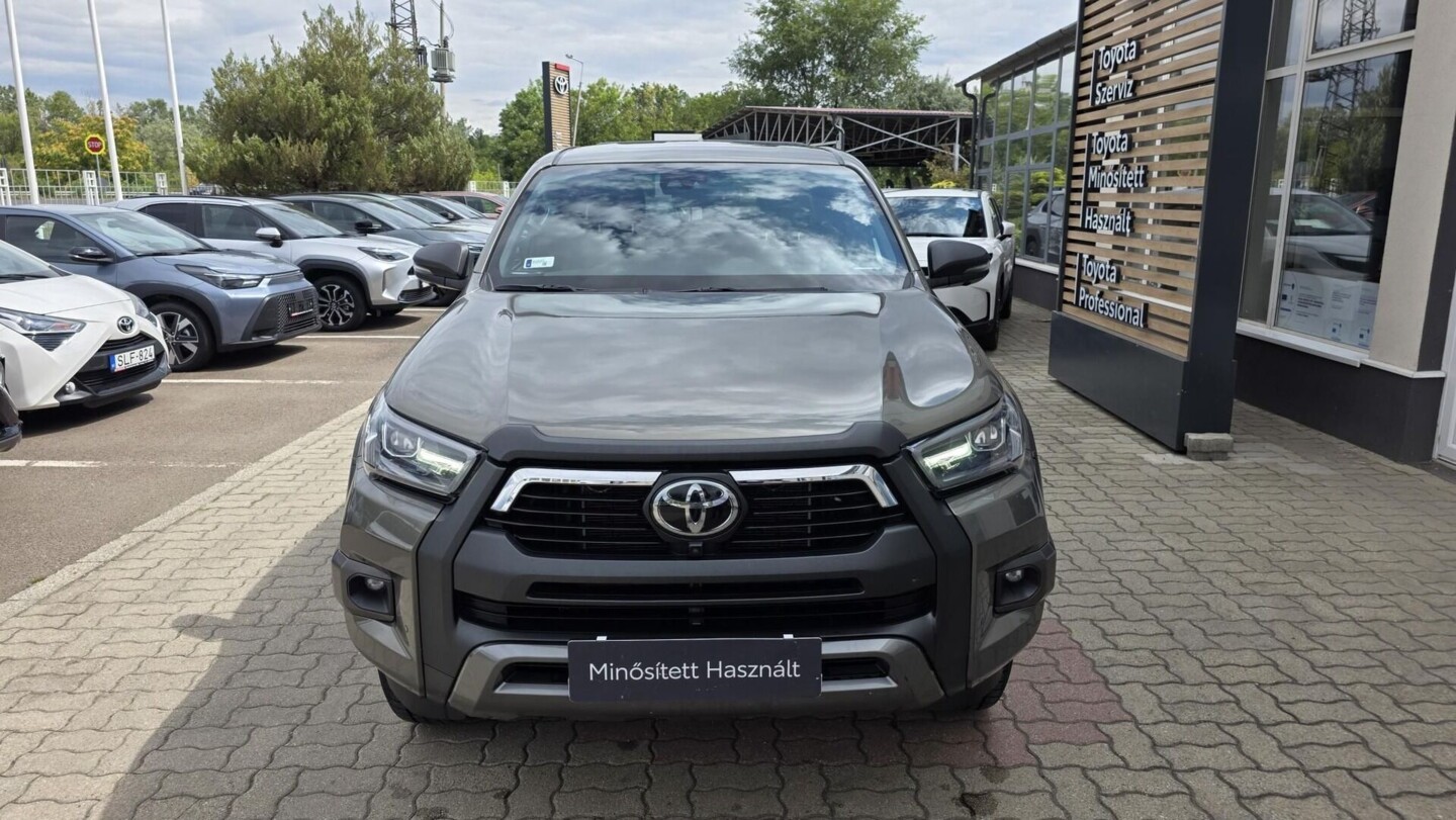 Toyota Hilux