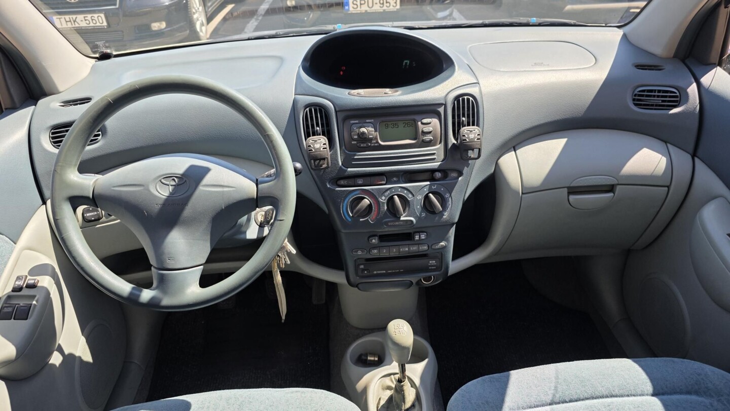 Toyota Yaris Verso