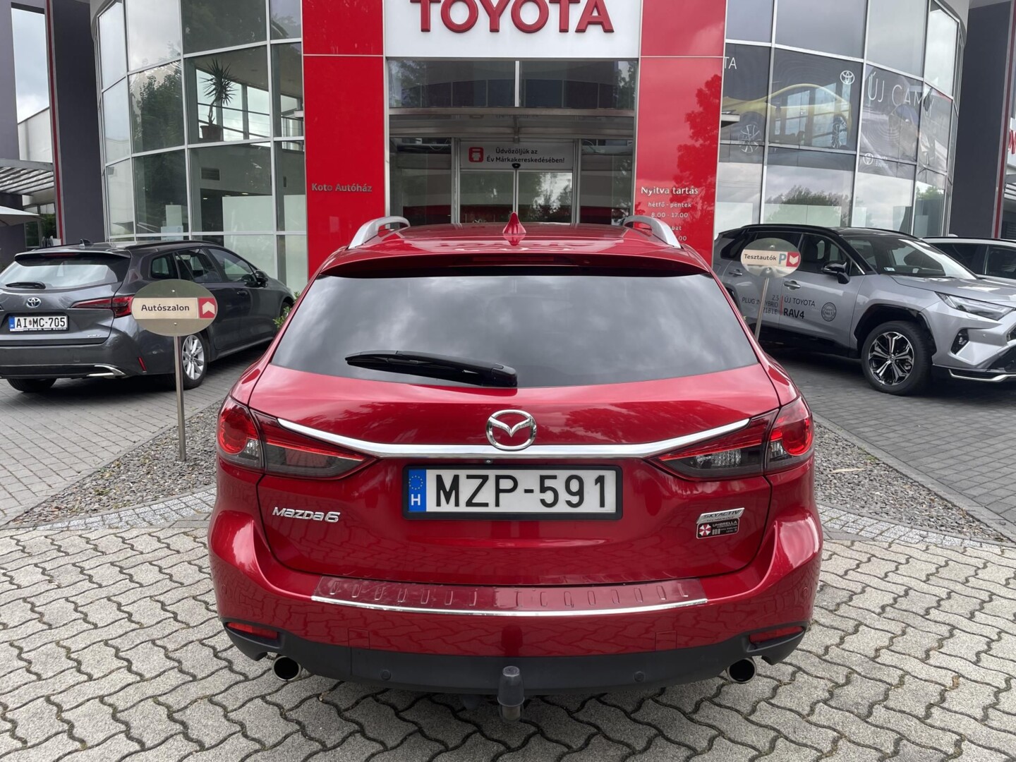 Mazda 6