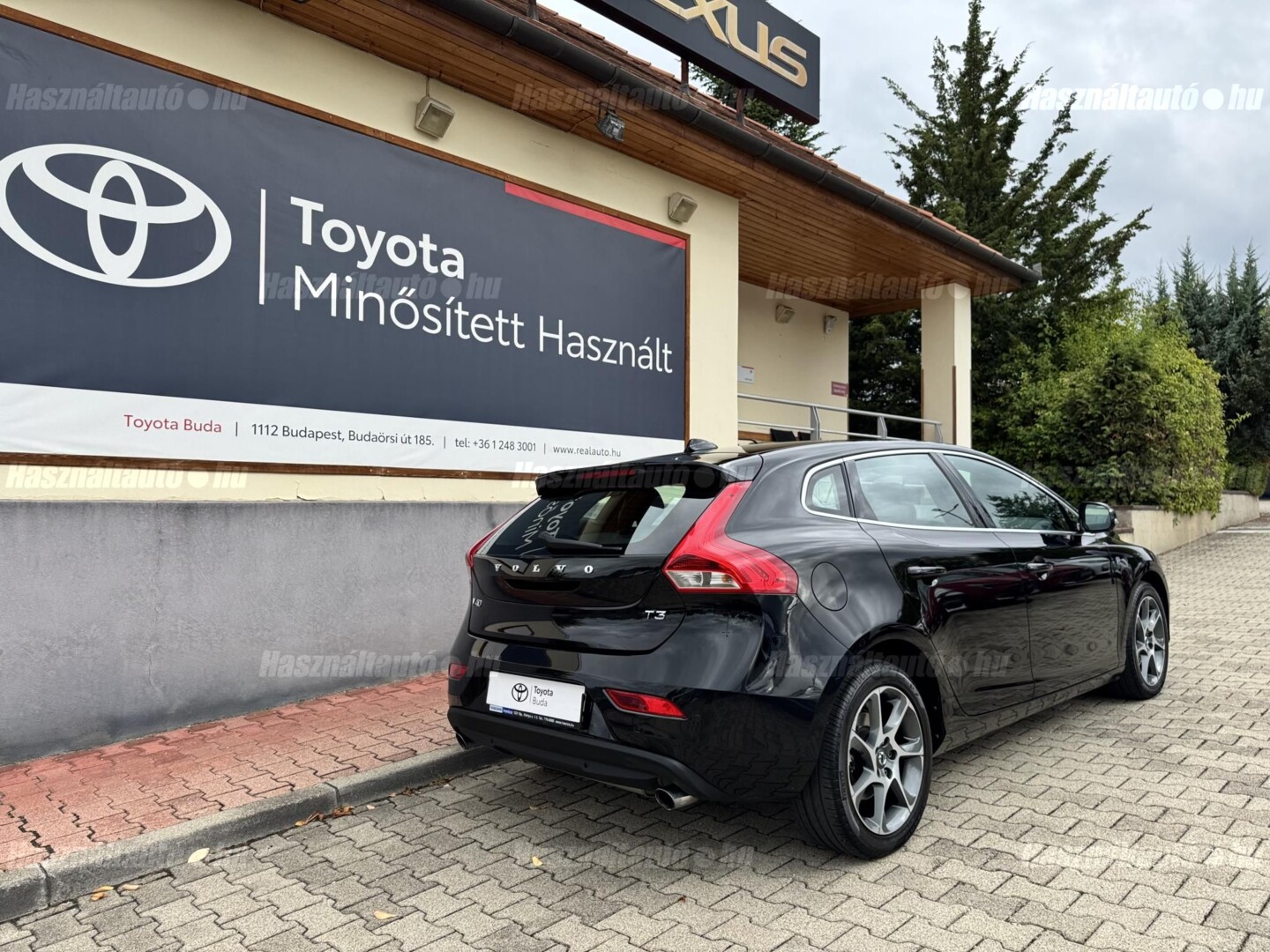 Volvo V40
