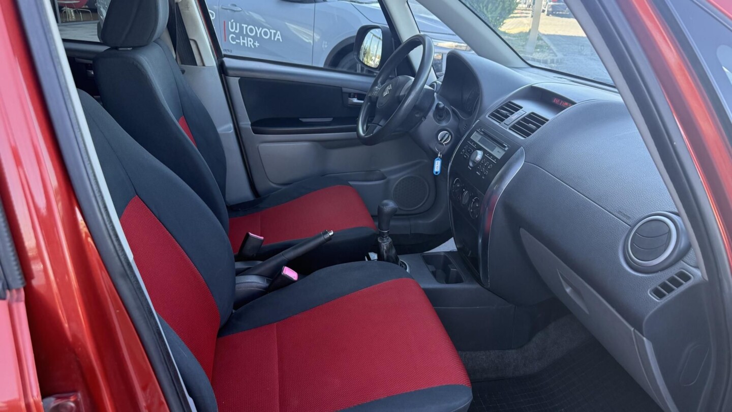 Suzuki SX4