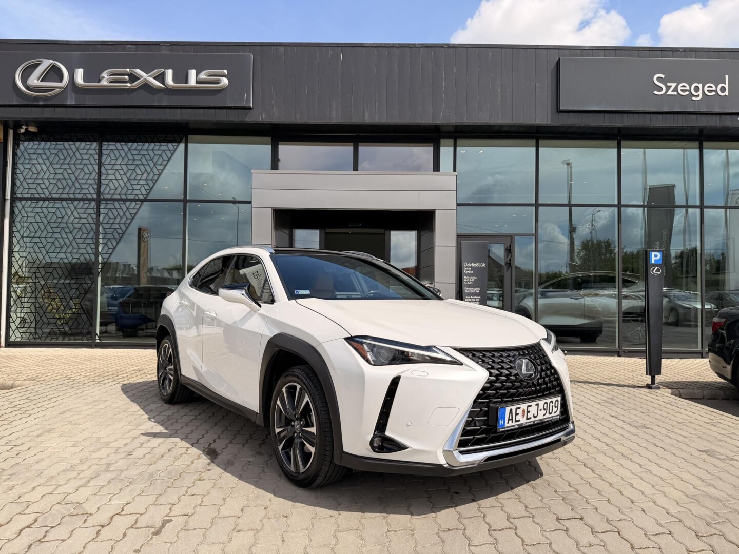 Lexus UX
