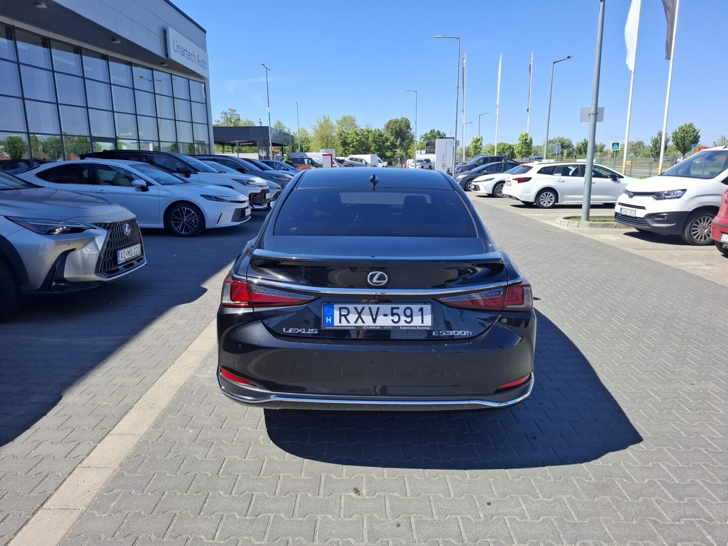 Lexus ES