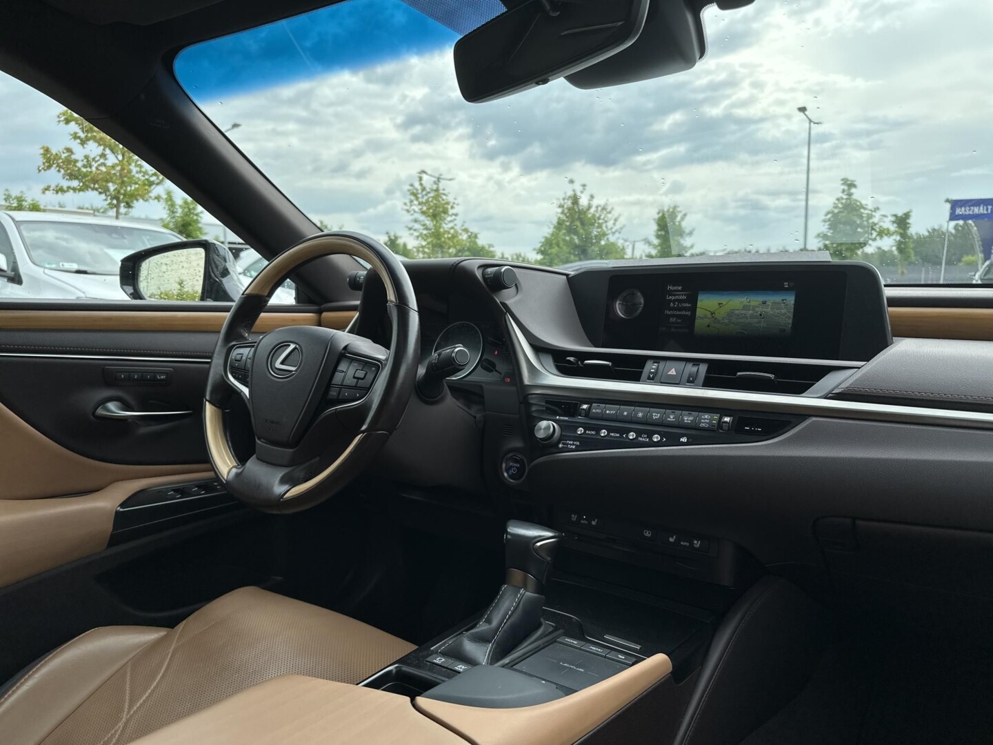 Lexus ES