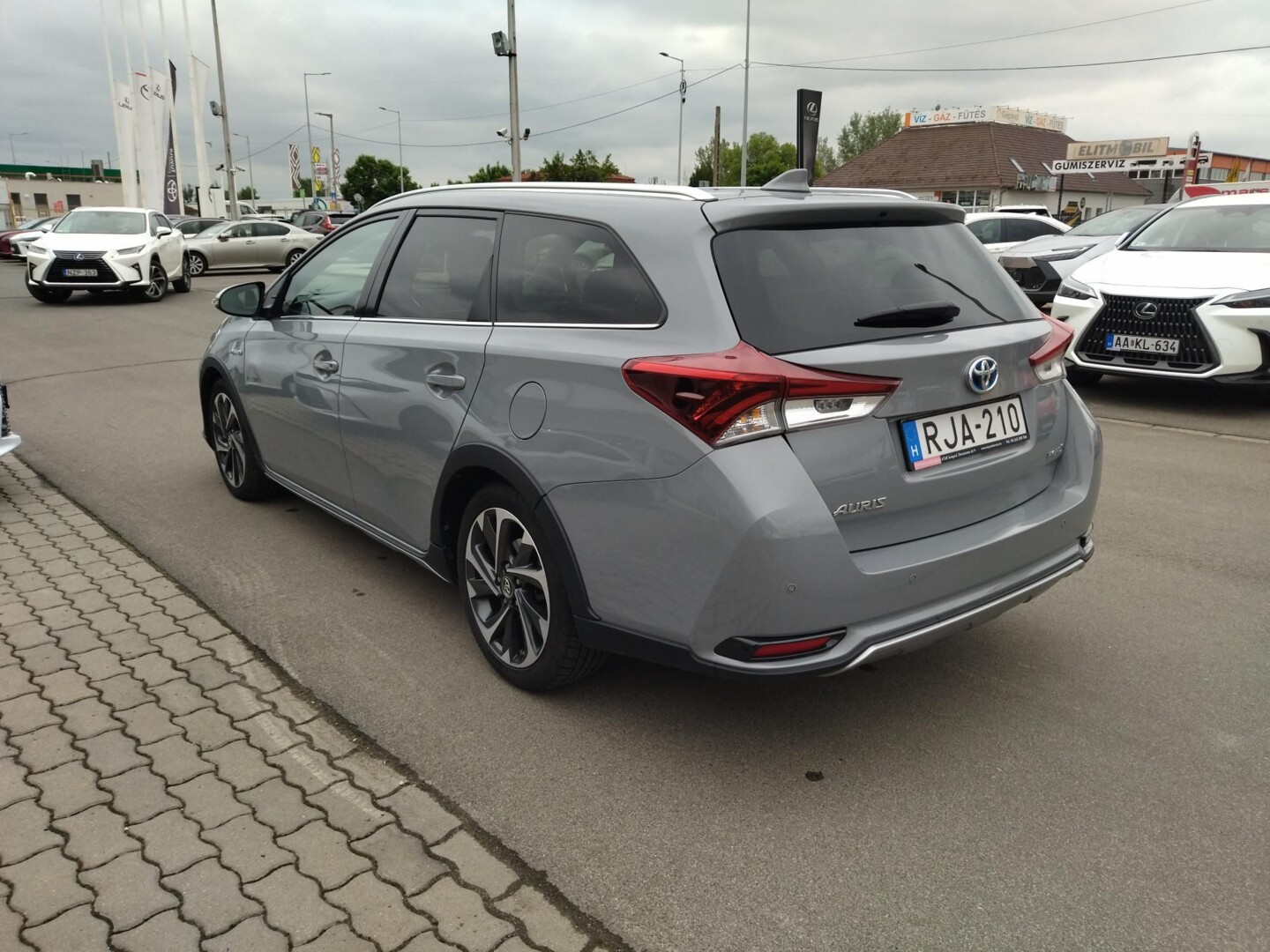 Toyota Auris