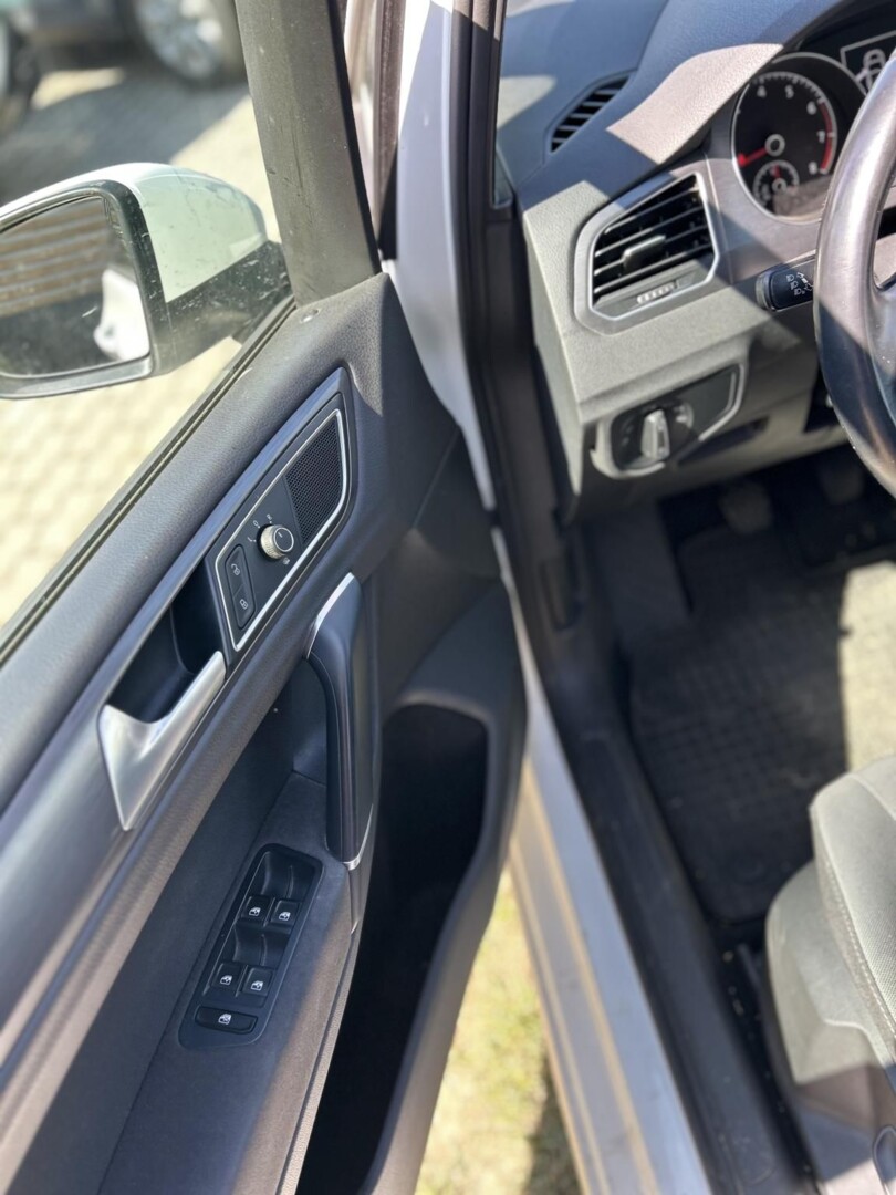 Volkswagen Golf Sportsvan