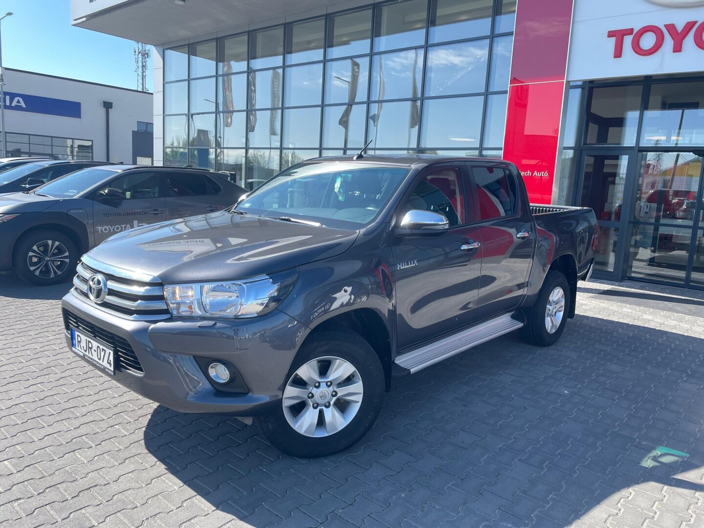 Toyota Hilux