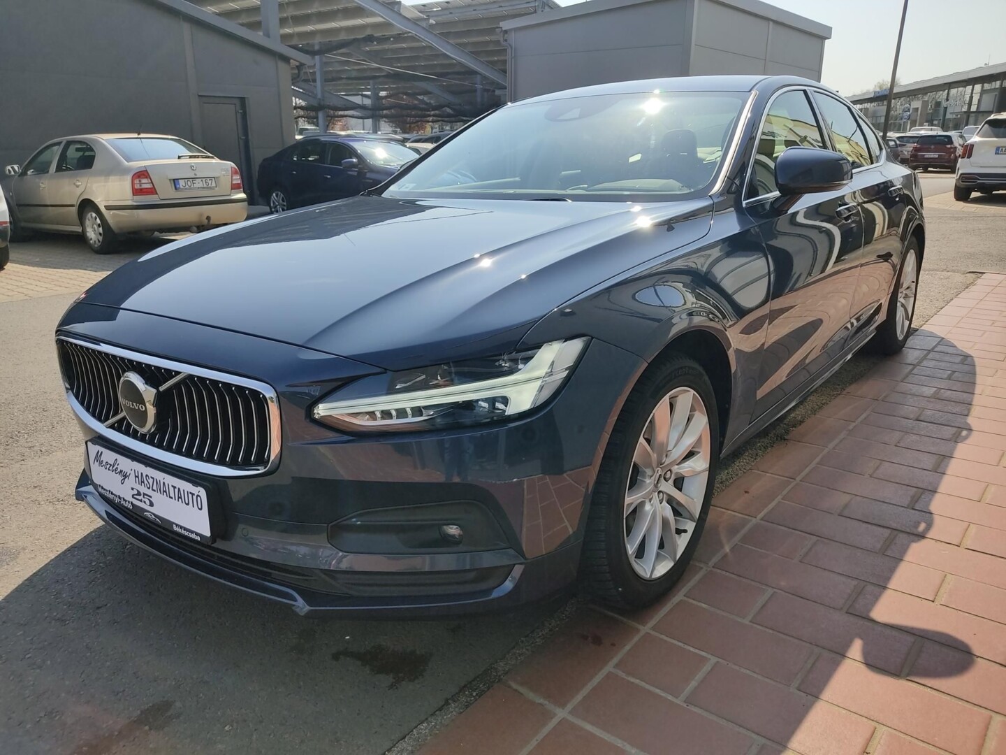 Volvo S90