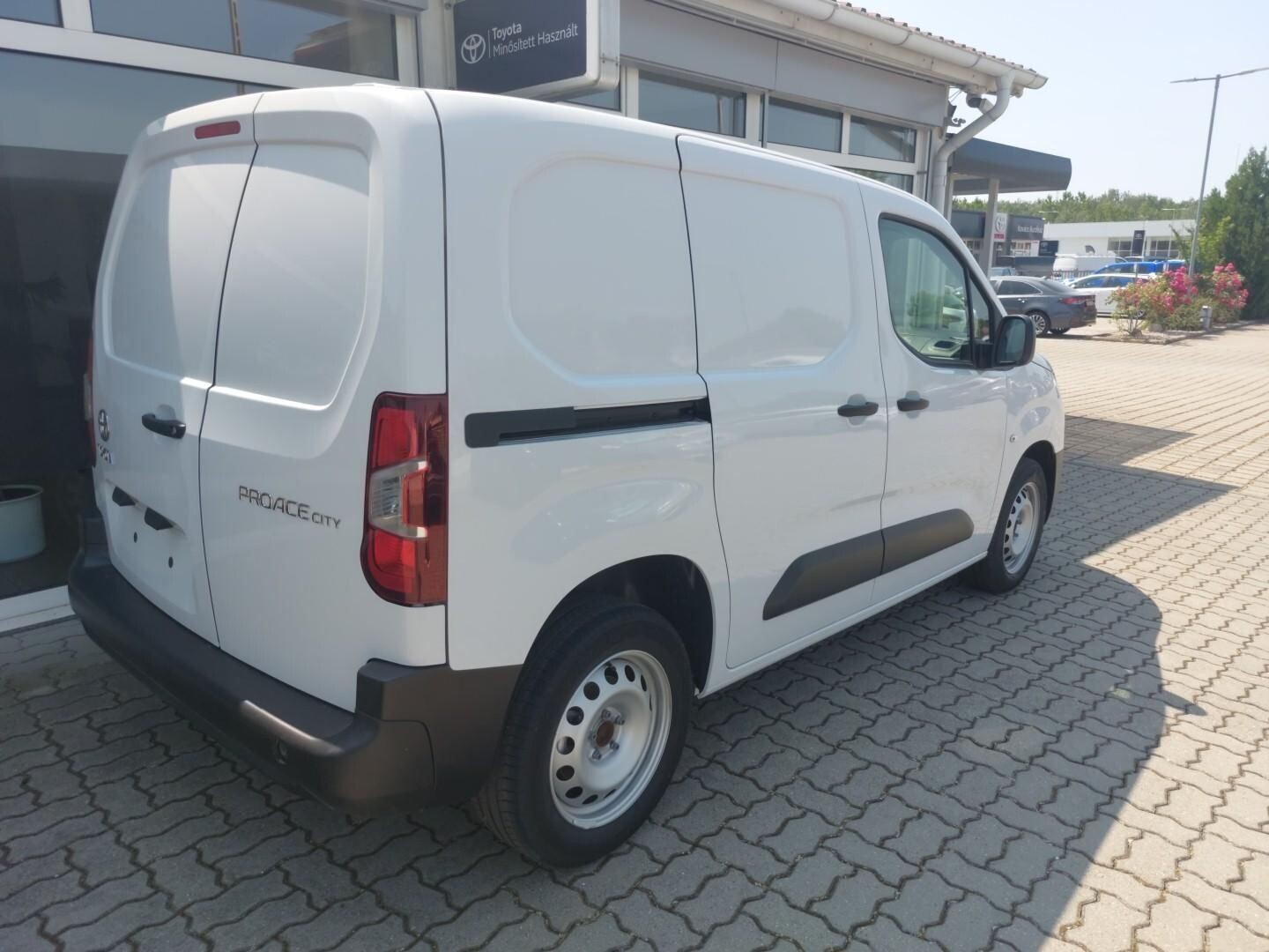 Toyota PROACE