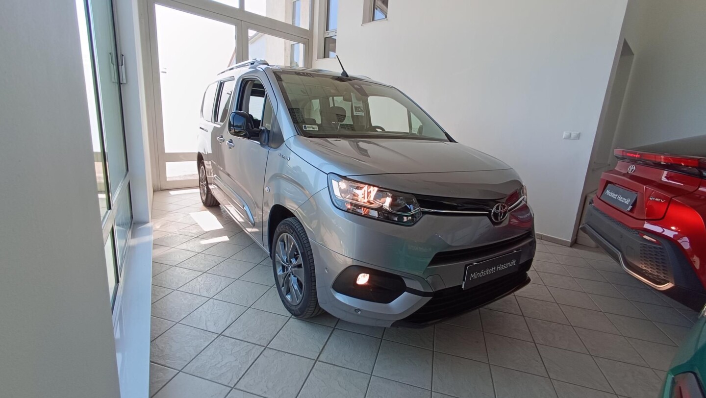 Toyota PROACE