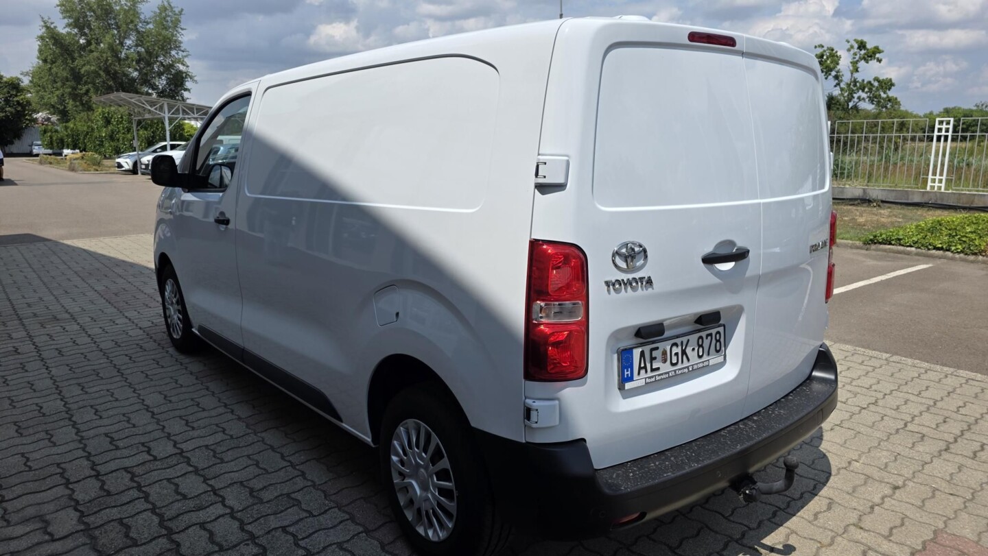 Toyota PROACE