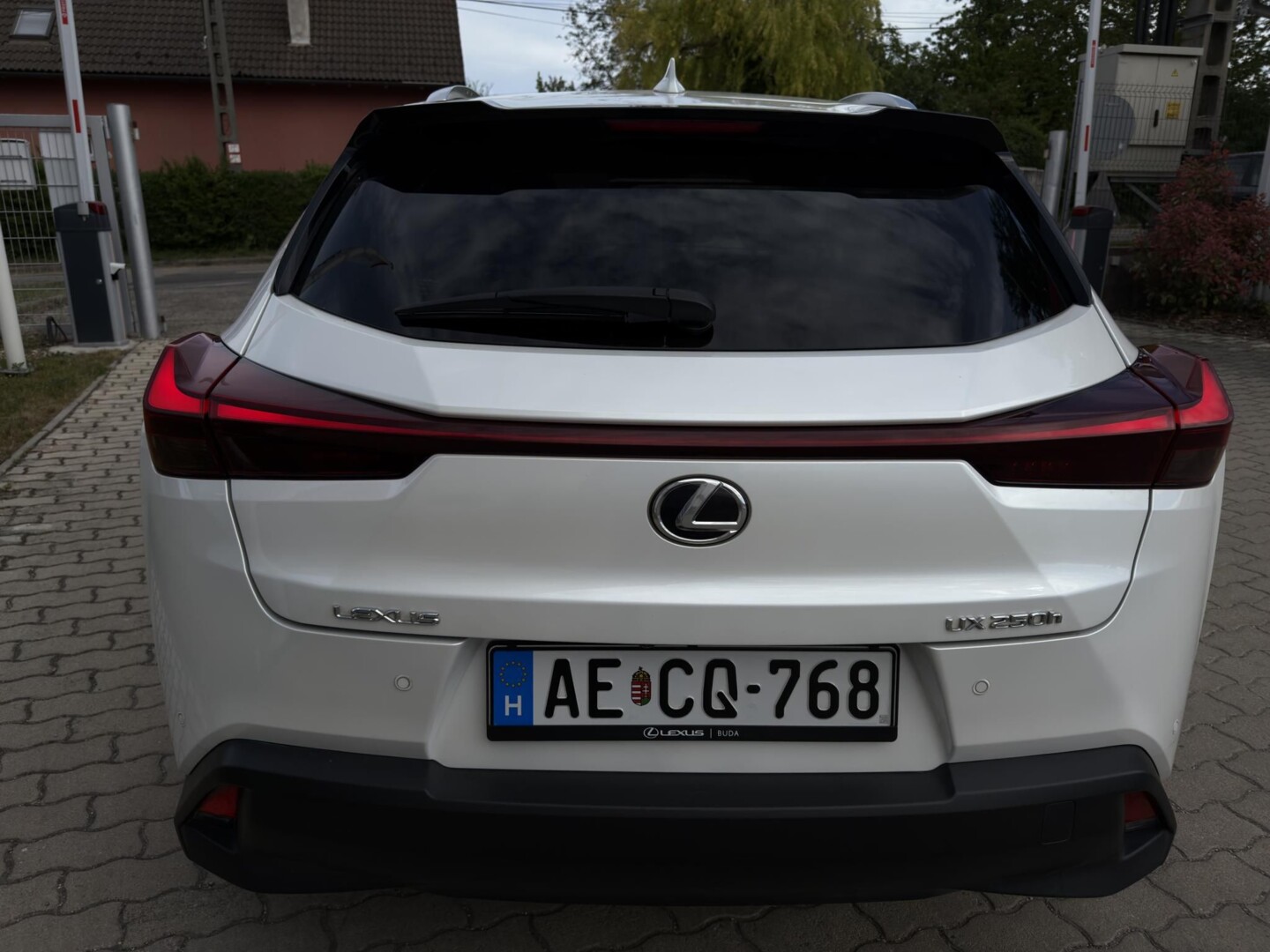 Lexus UX