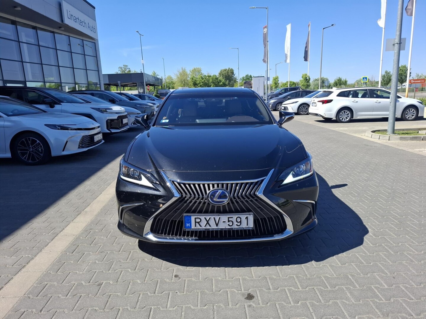 Lexus ES