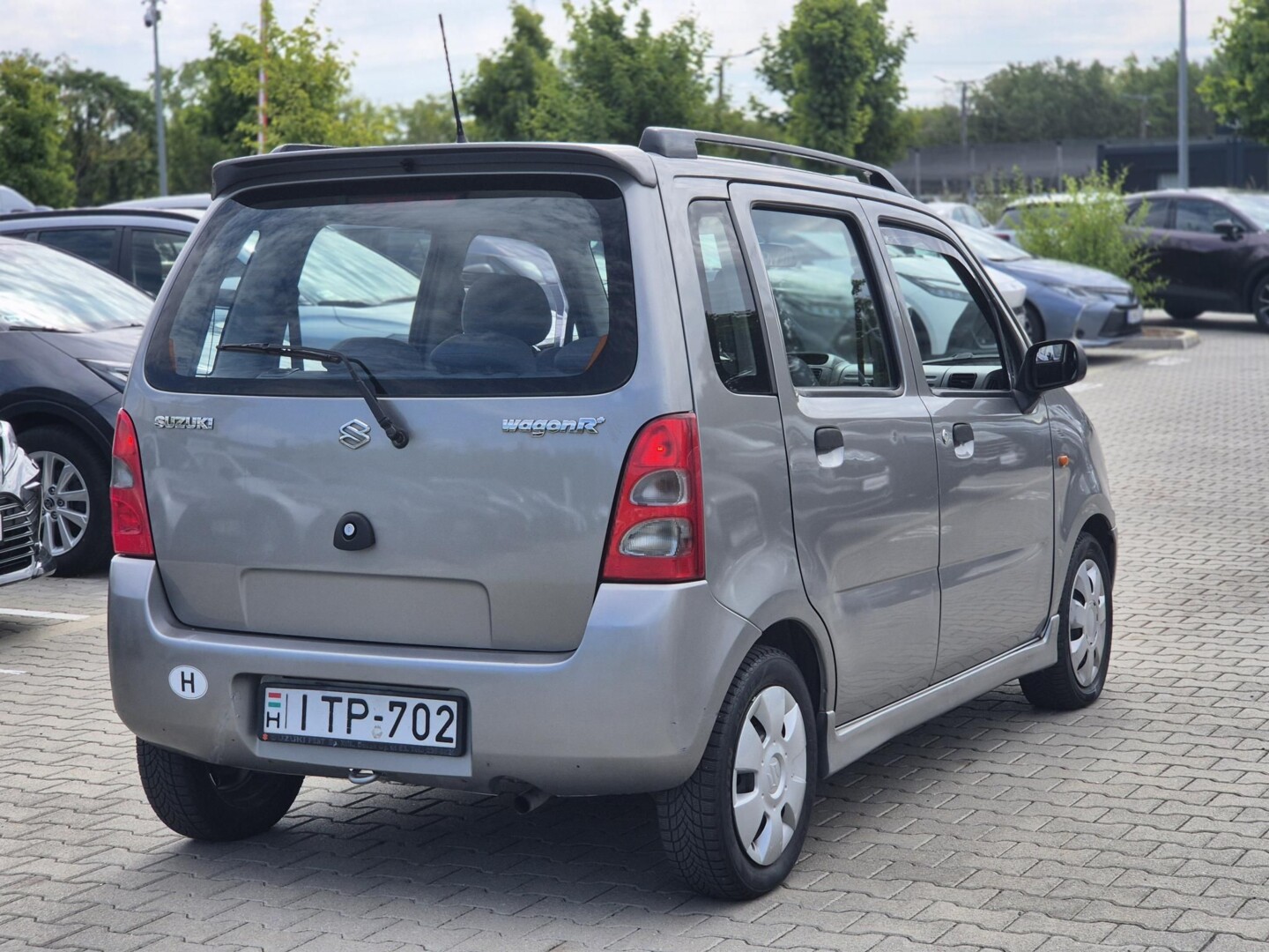 Suzuki Wagon R+