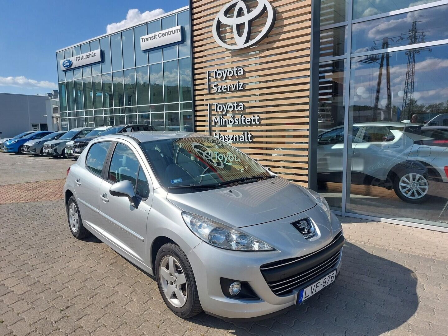 Peugeot 207
