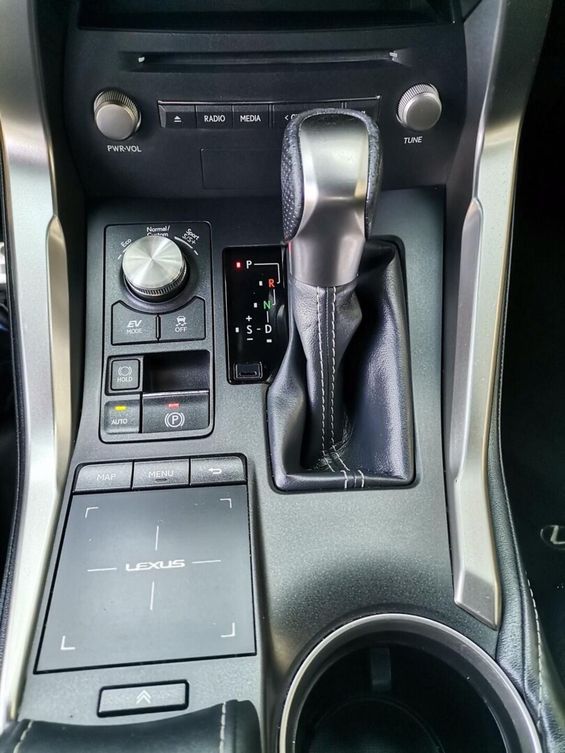 Lexus NX