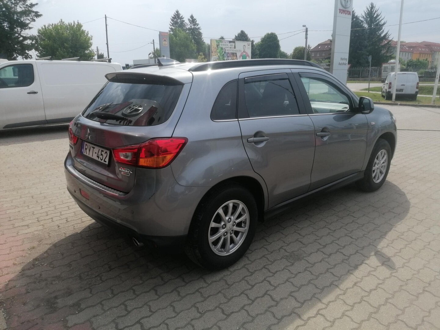 Mitsubishi ASX
