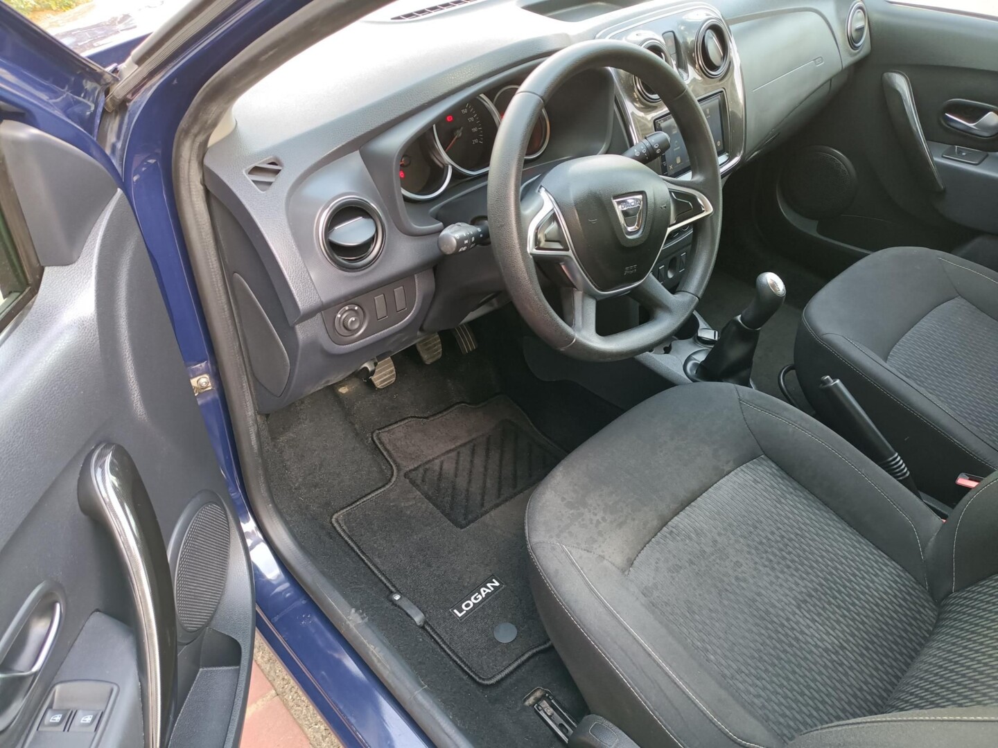 Dacia Logan