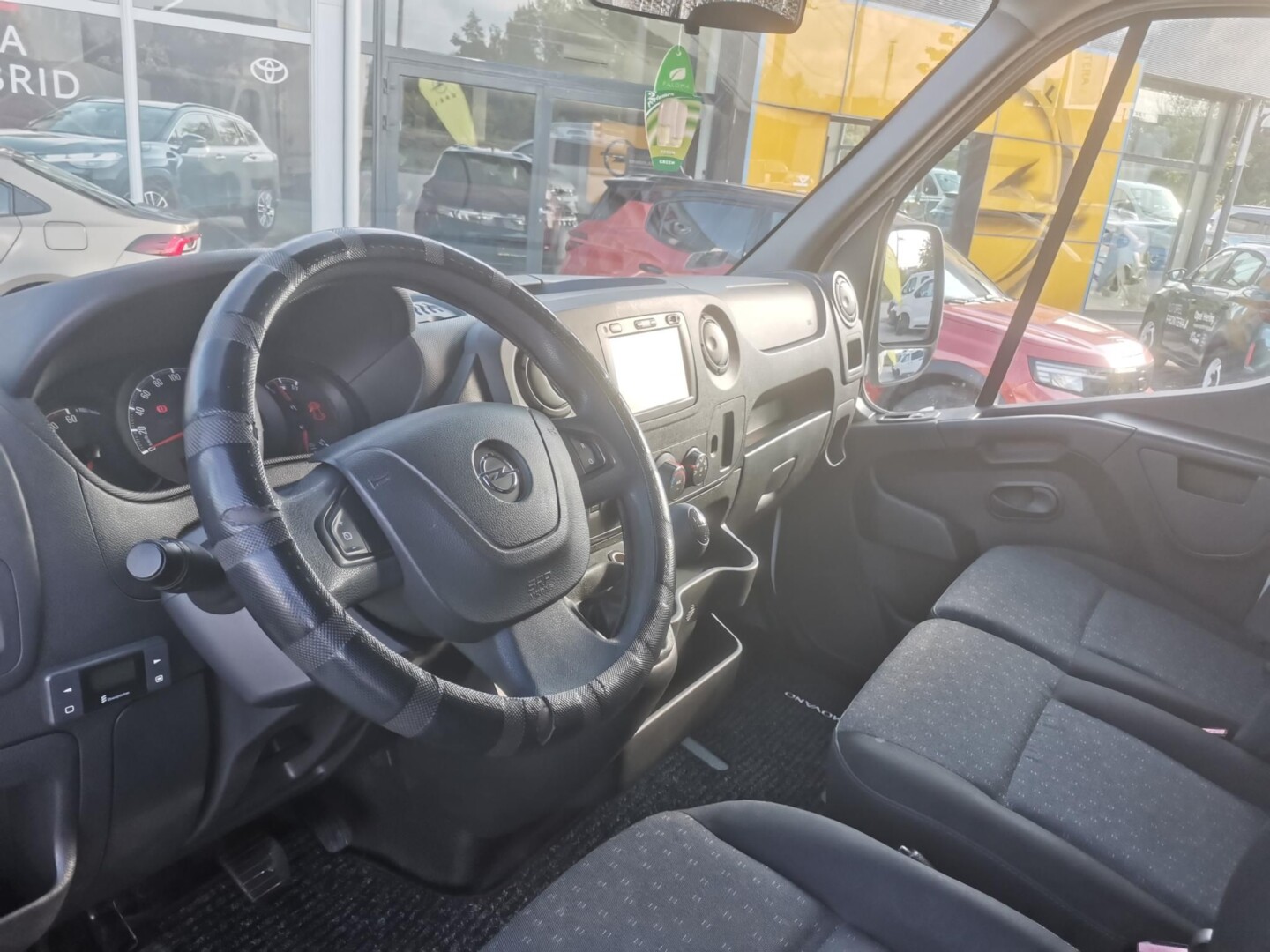 Opel Movano