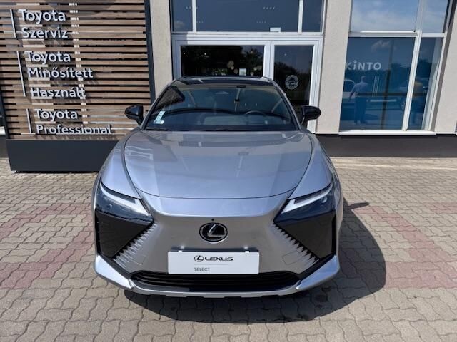 Lexus RZ