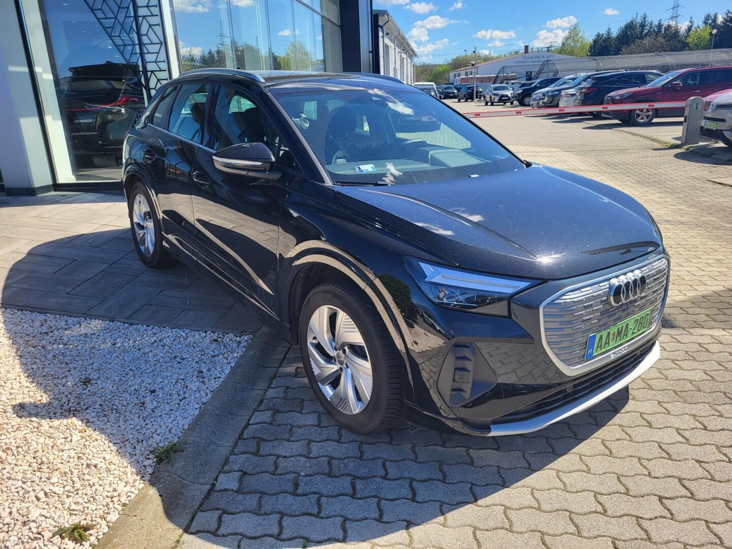 Audi Q4