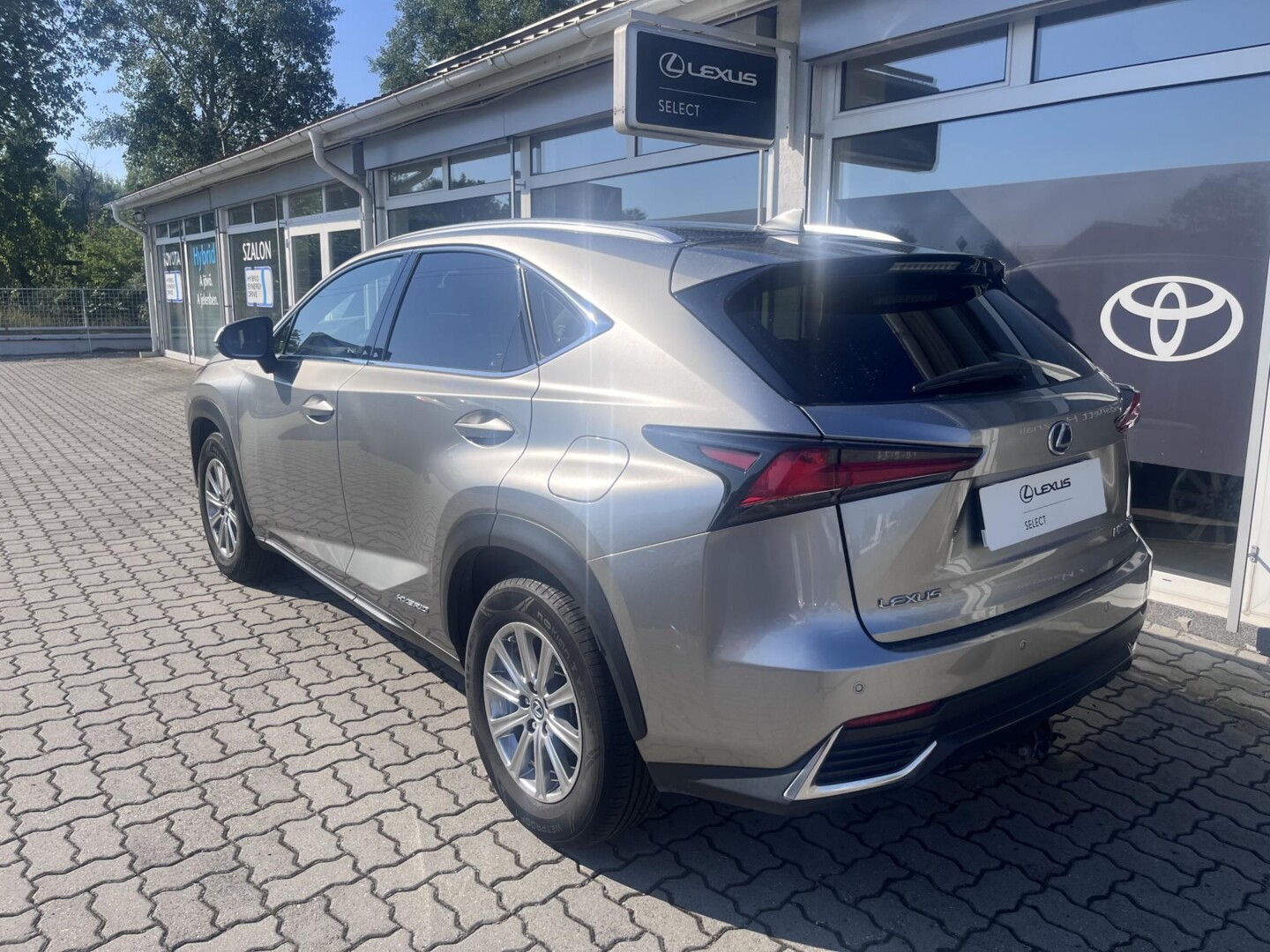 Lexus NX