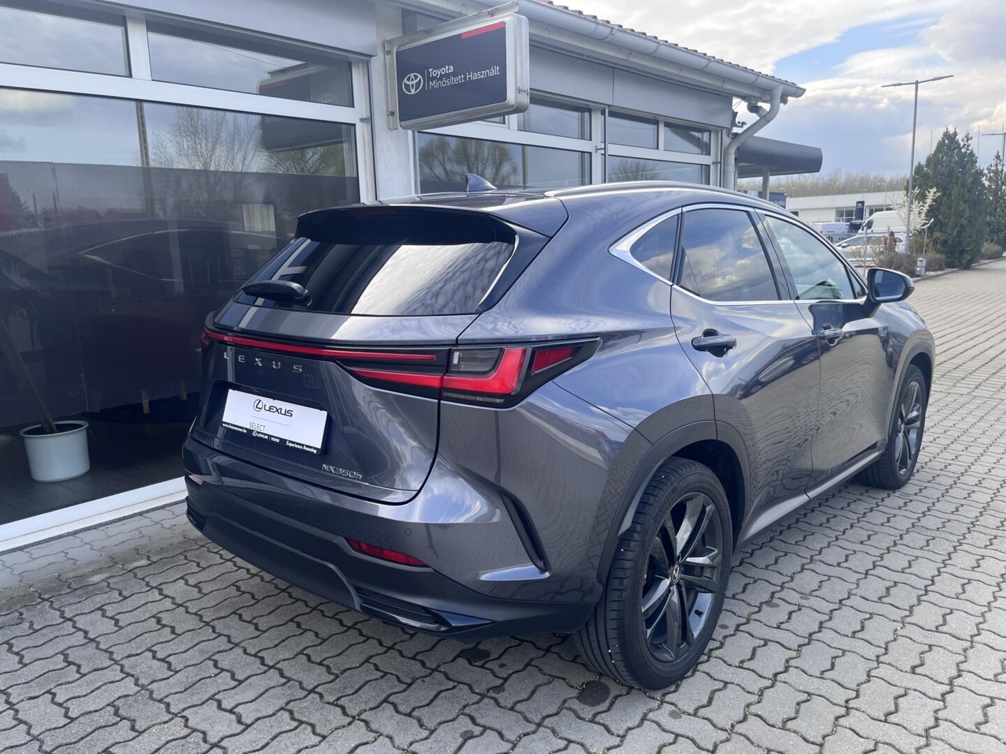 Lexus NX