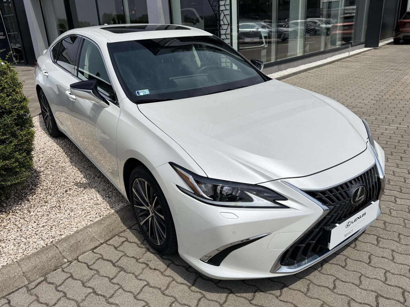 Lexus ES