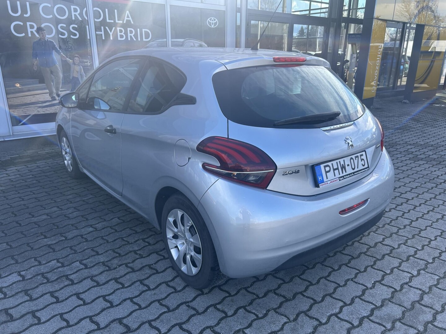 Peugeot 208